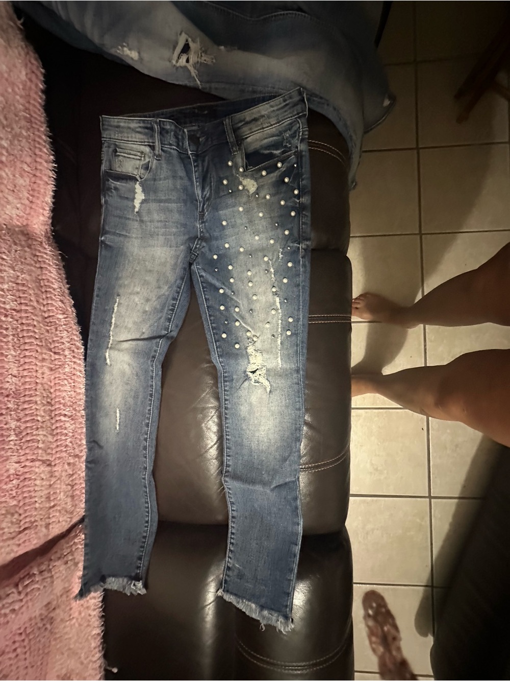STS Blue Mid-Blue Pearl-Embellished Cropped Jeans